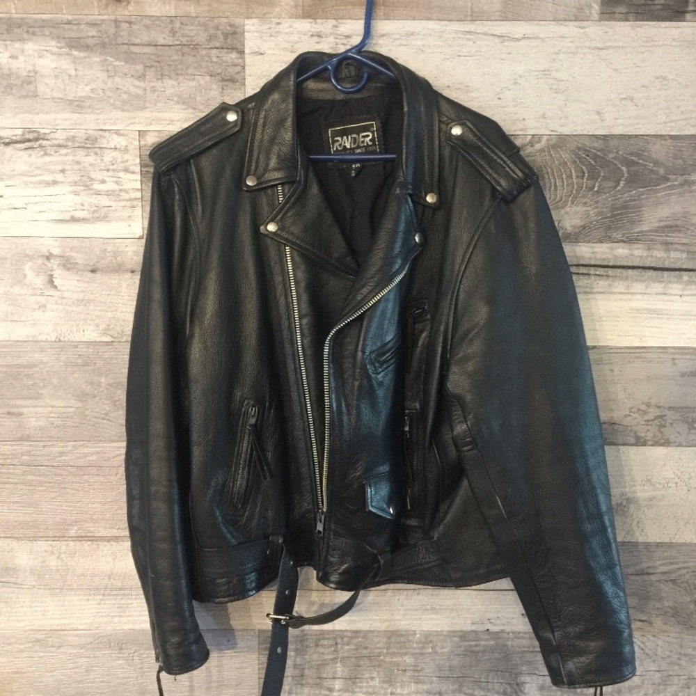 Mens 100% Leather biker jacket with lining.